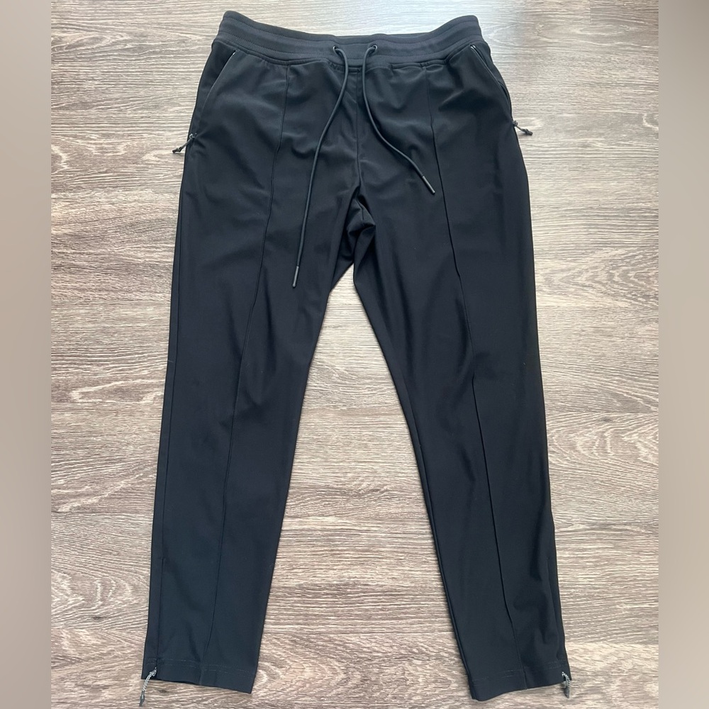 Express Men's Black Pintuck Jogger Pants Size M